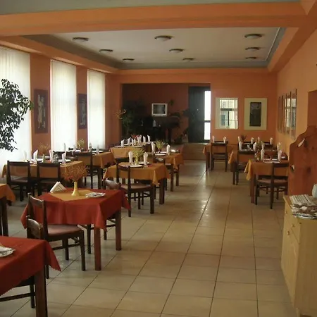 Hotel Slovan 3*
