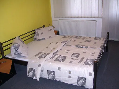 Slovan Отель Жилина