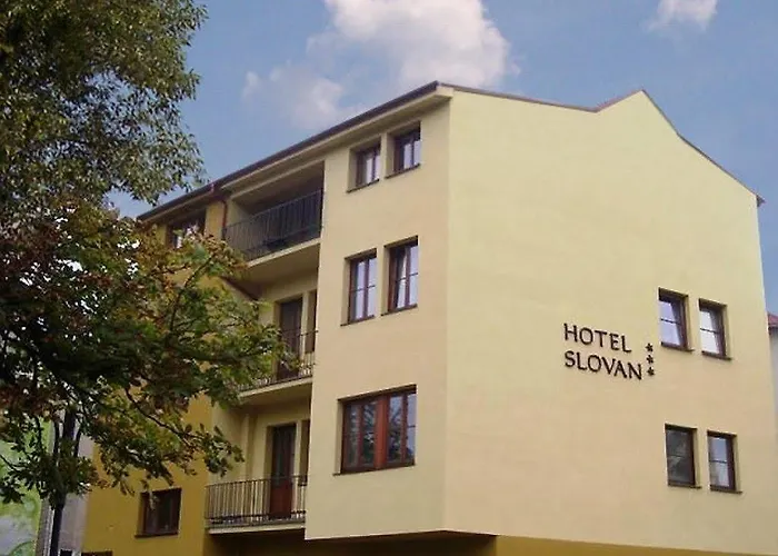 Slovan Отель